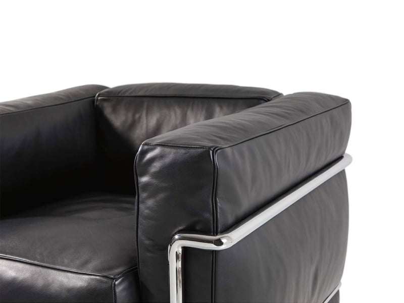 Cassina lc2 armchair — view 2