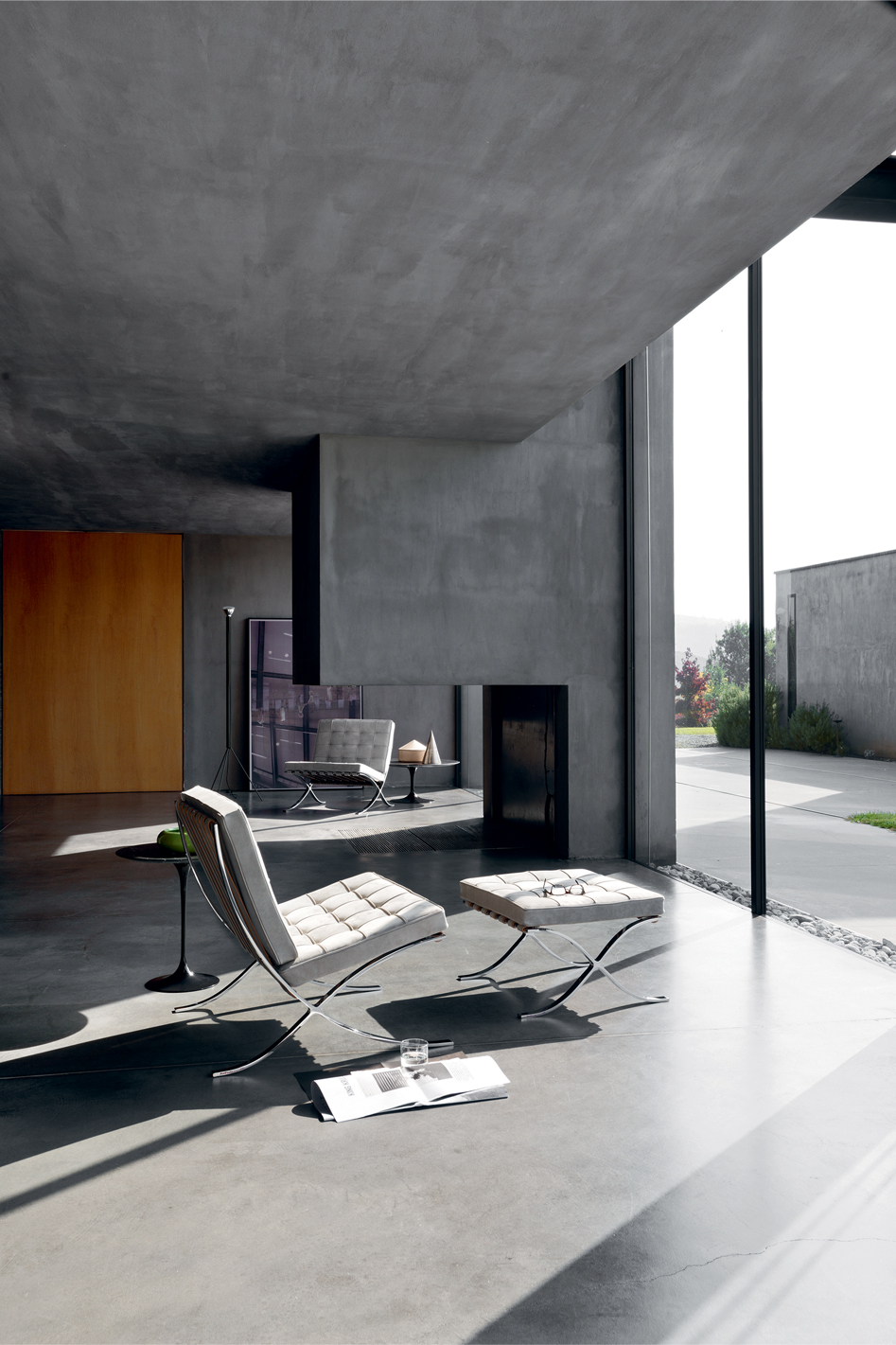 Knoll barcelona chair — view 5